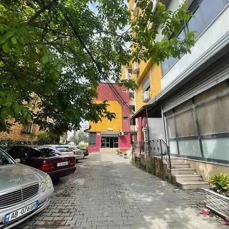 Apartamento Prior Centeroftirana *